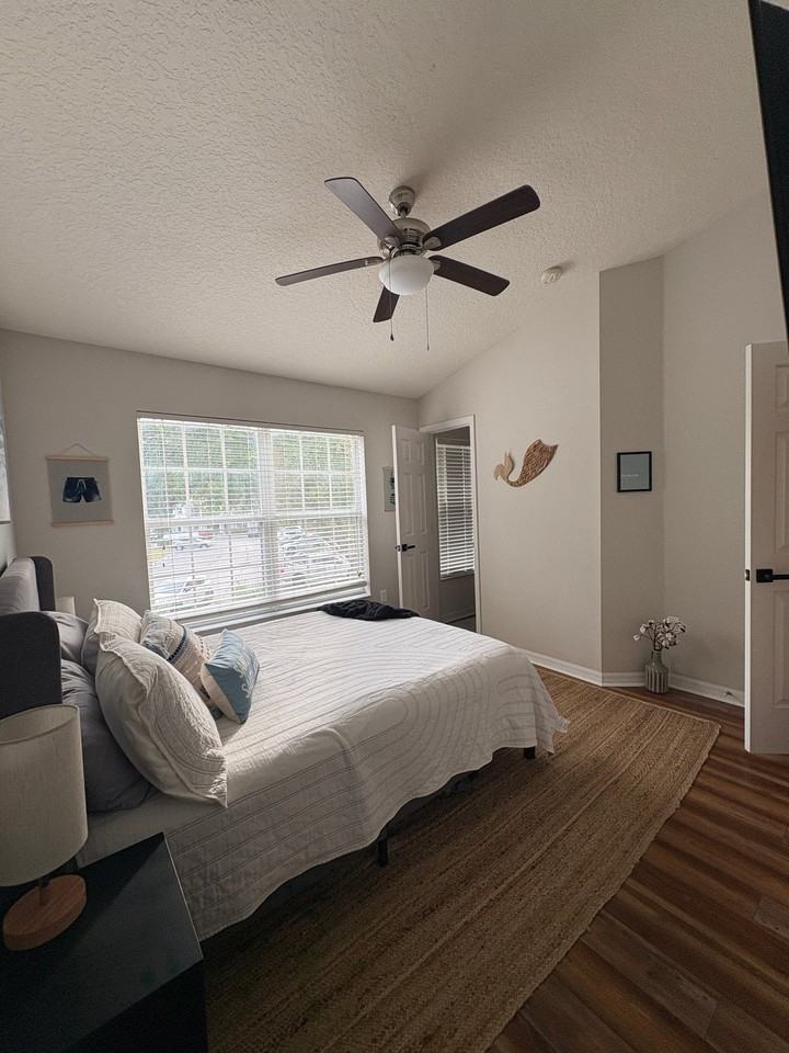 12721 Sunland Ct - Photo 7 of 17