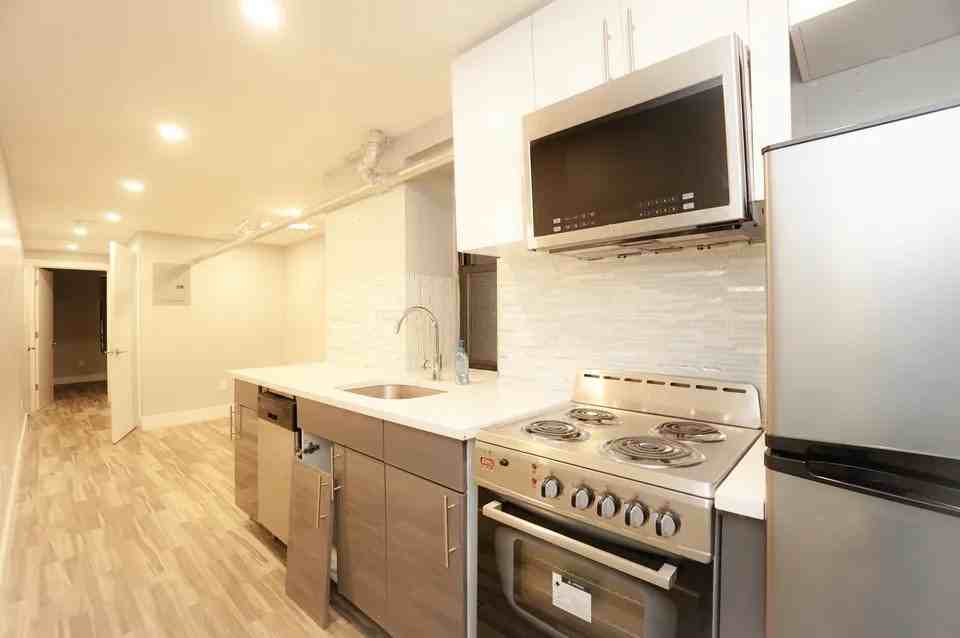 510 Jackson Ave #BS - Photo 2 of 11