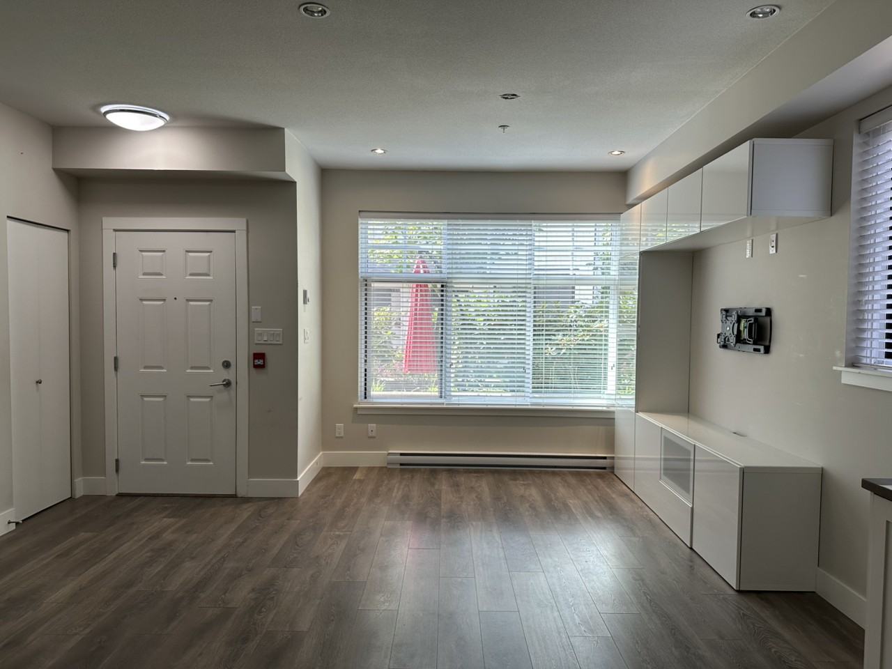 5188 Savile Row #6 - Photo 3 of 18