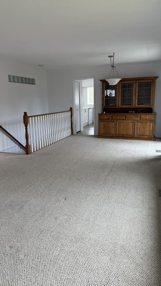 Springfield Dr - Photo 3 of 10
