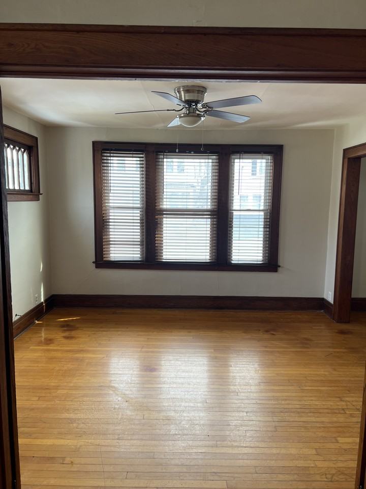 262 Reed Ave #262 - Photo 2 of 15