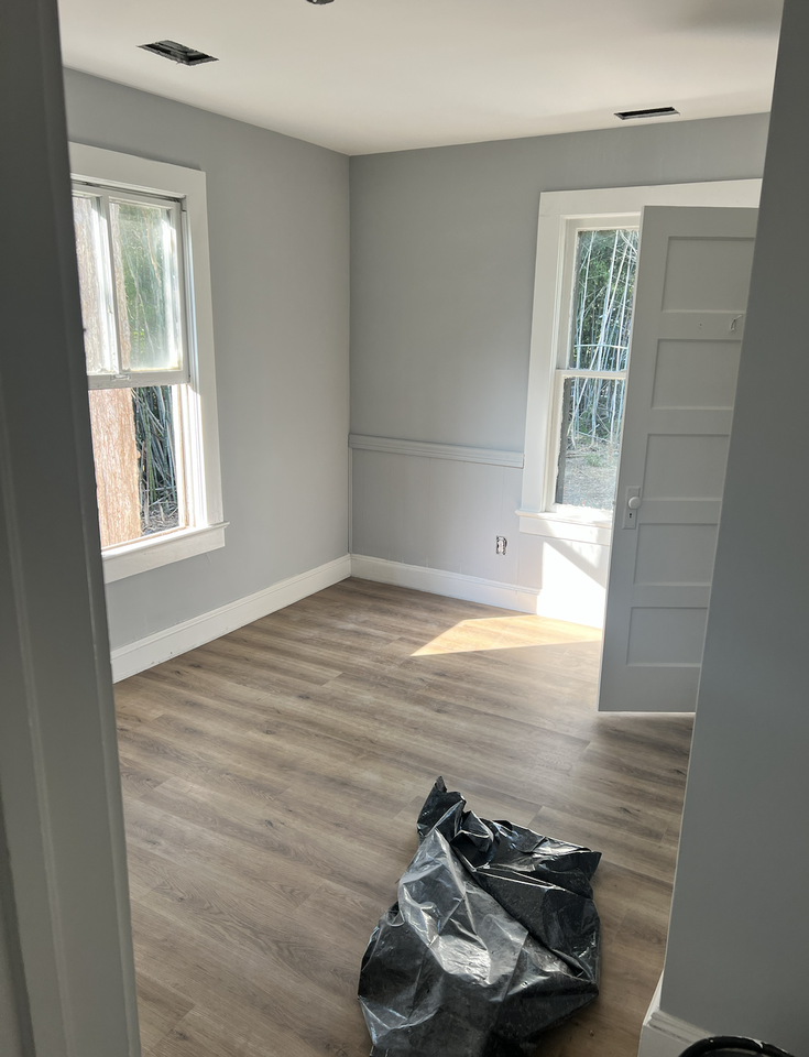 245 E Vermont Ave #9 - Photo 2 of 8
