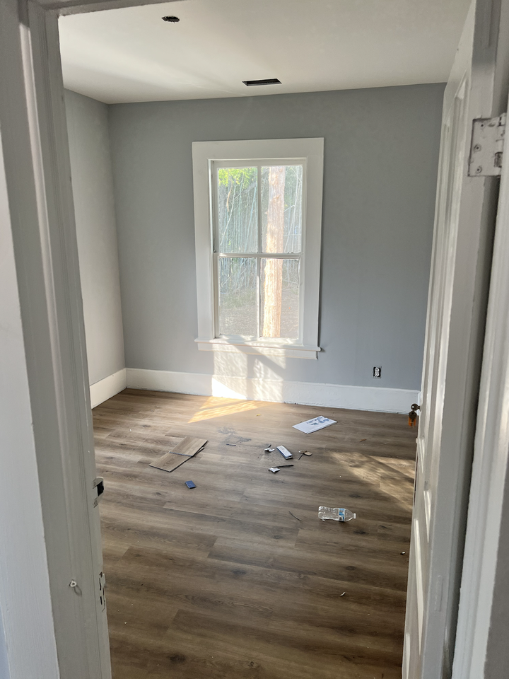 245 E Vermont Ave #9 - Photo 7 of 8