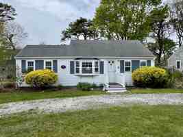 featured image of 121 6th Avenue