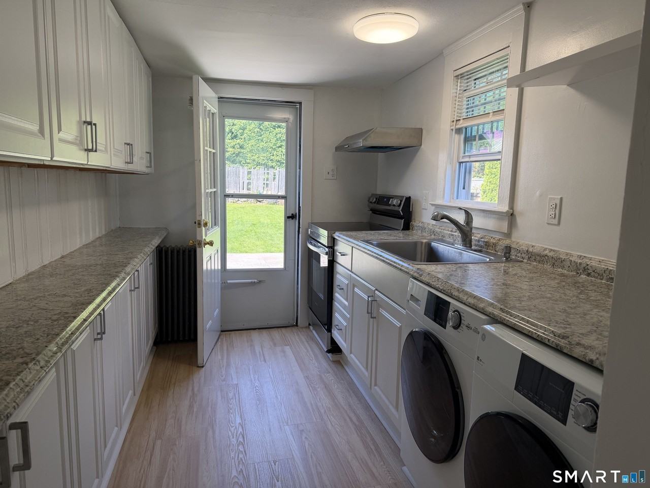 72 West Ave #B - Photo 6 of 13