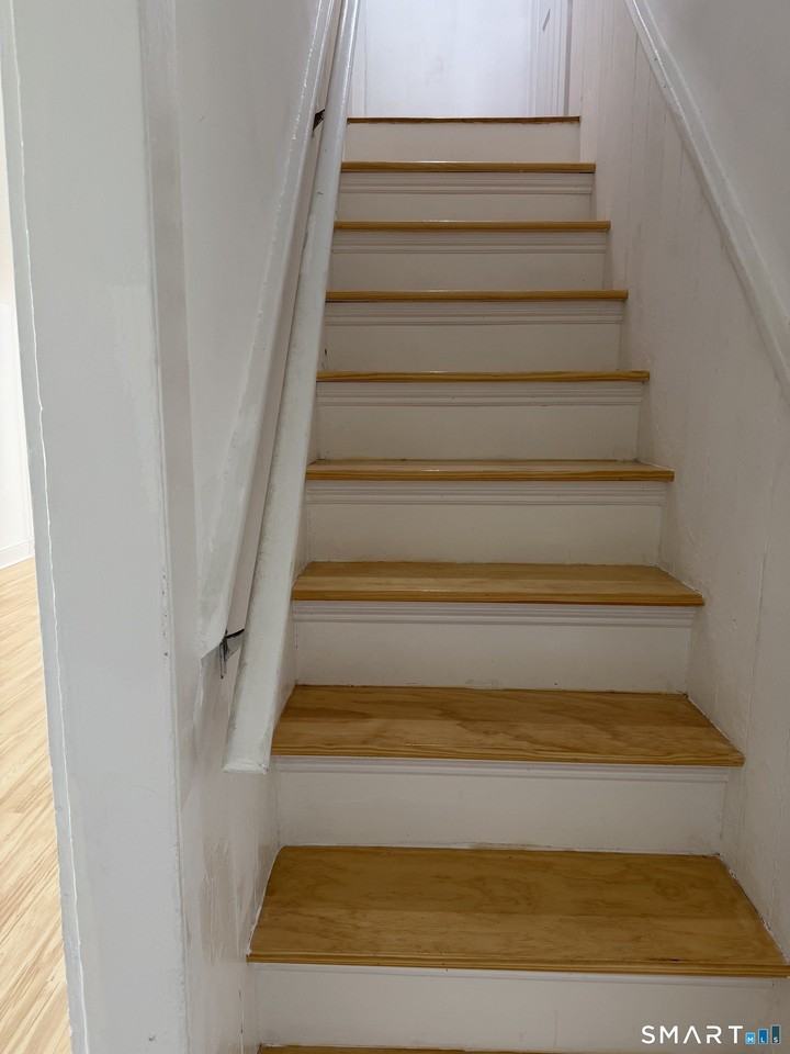 72 West Ave #B - Photo 7 of 13
