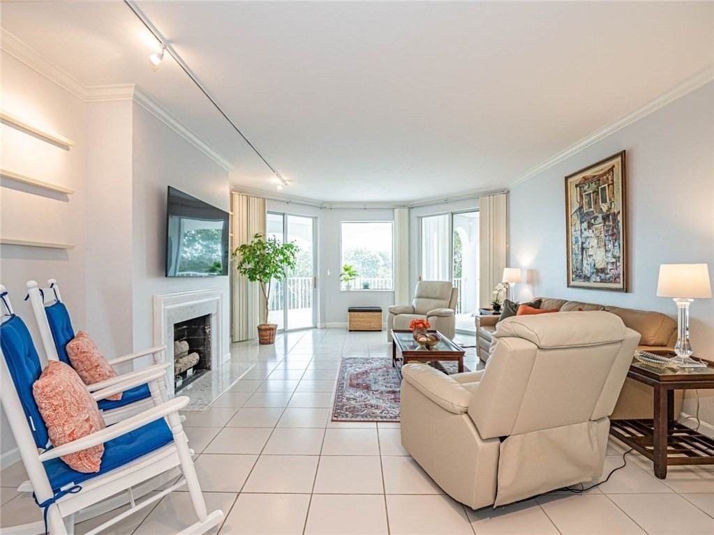 5670 Highway A1a Apt 315s - Photo 6 of 36