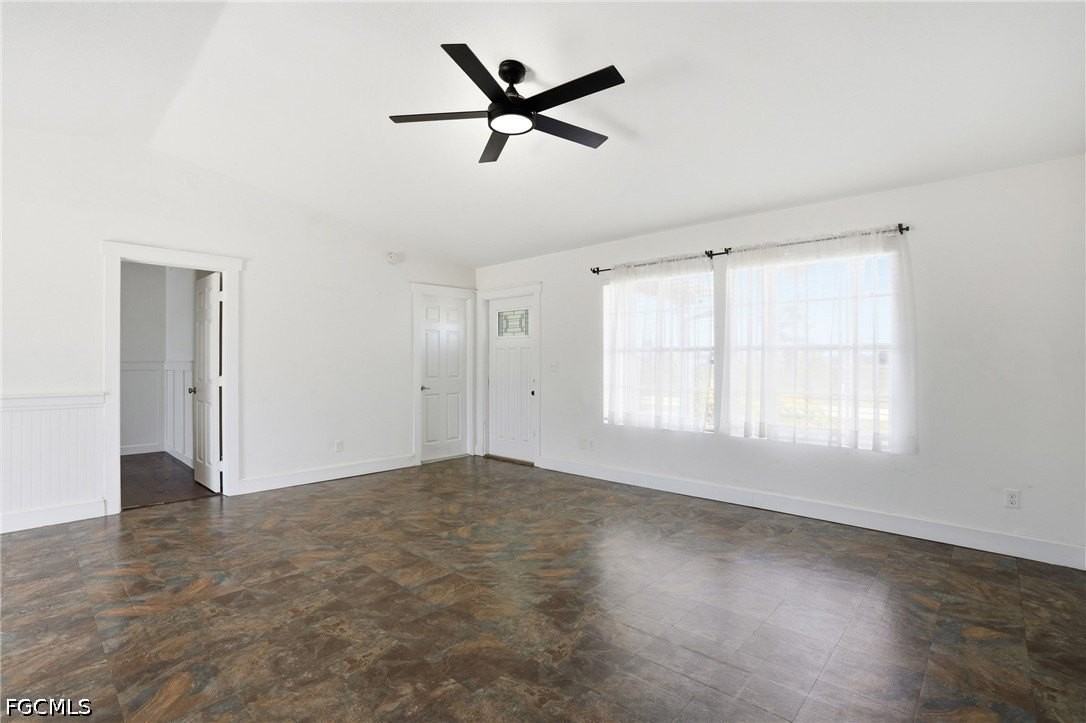 18 Nw 26th Ter - Photo 6 of 9