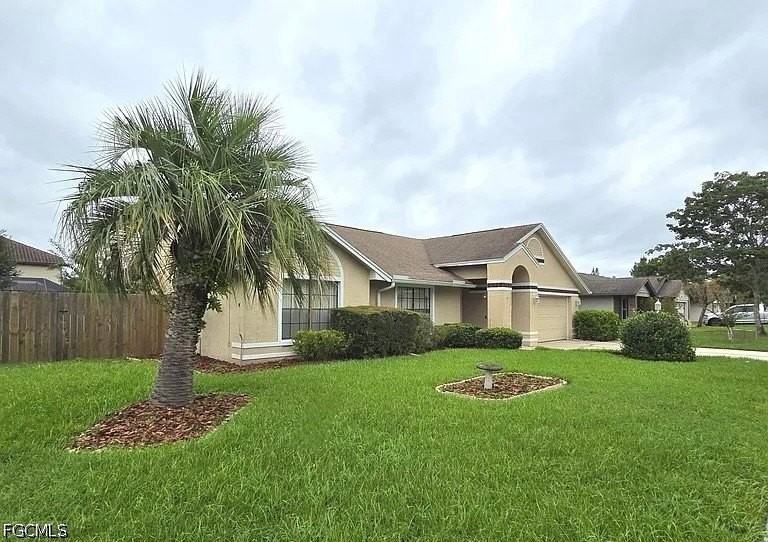 4636 Creekview Ln - Photo 2 of 38
