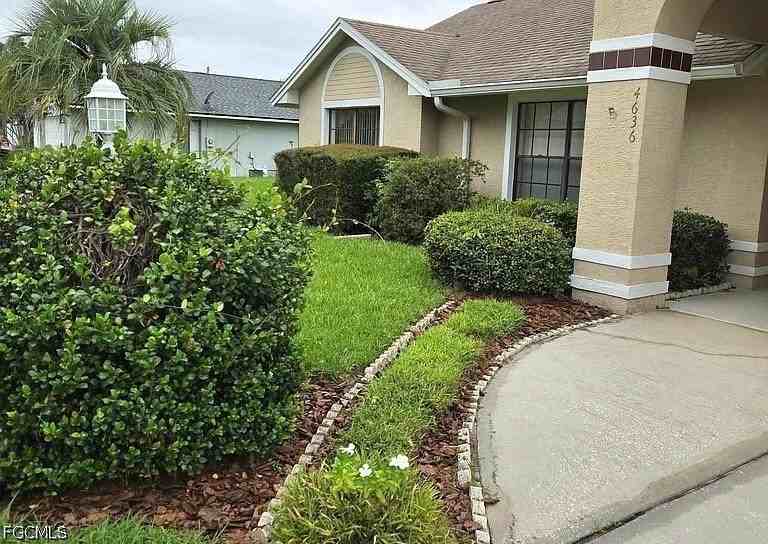 4636 Creekview Ln - Photo 3 of 38