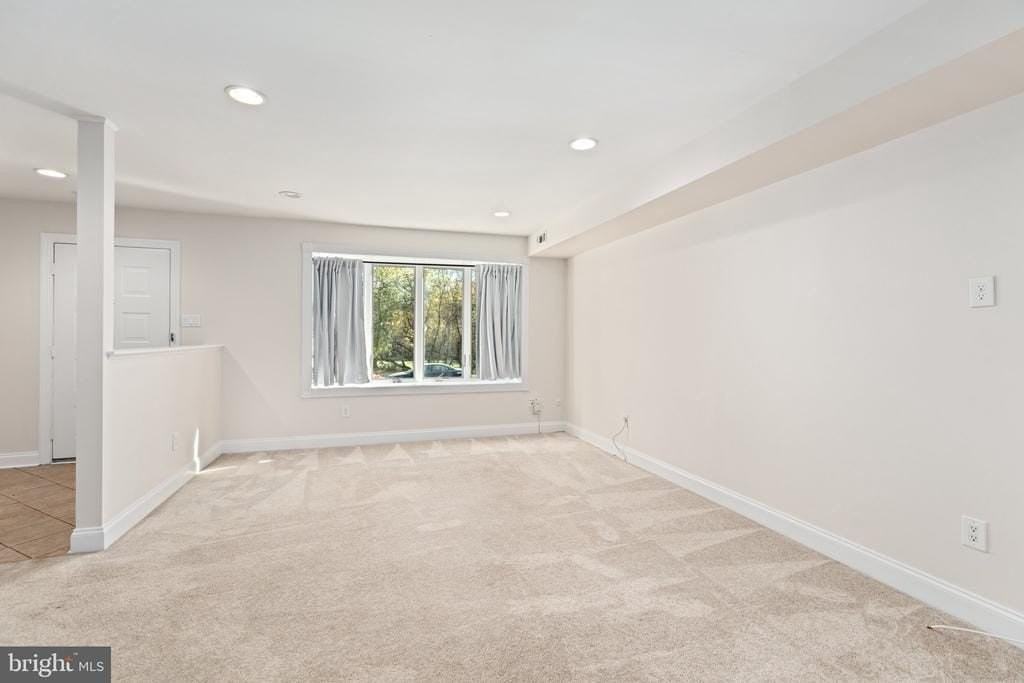 3491 Coventry Pl - Photo 6 of 25