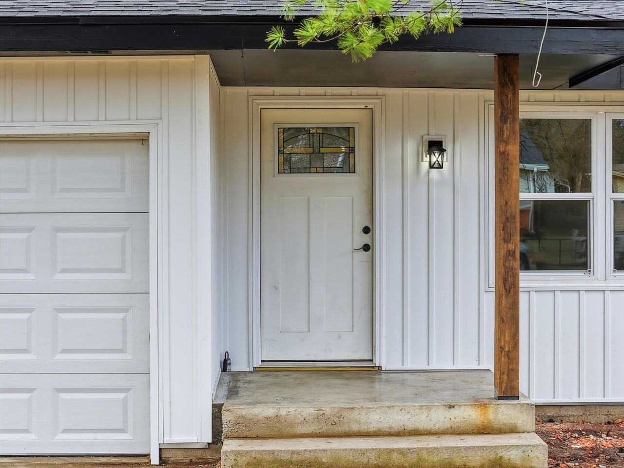 503 S Forest Ct - Photo 3 of 13