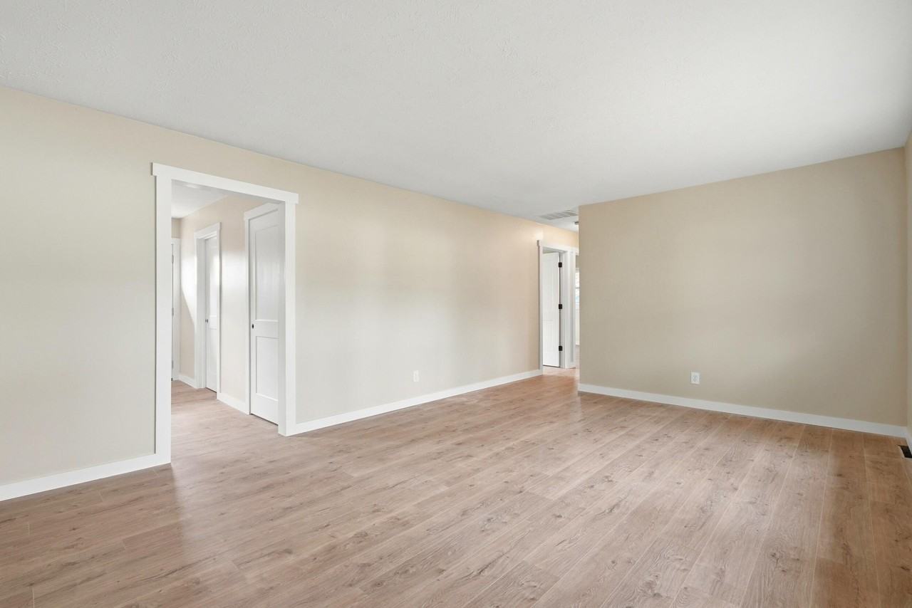 503 S Forest Ct - Photo 7 of 13