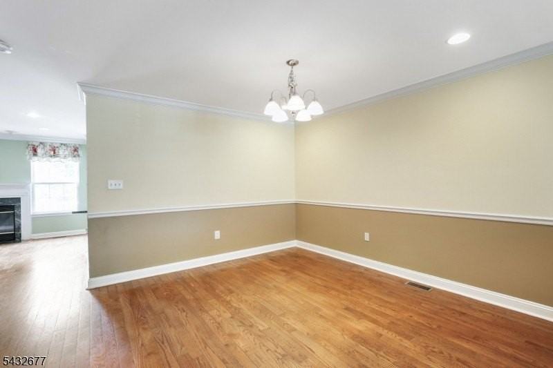 8 Hopkinson Ct - Photo 6 of 24