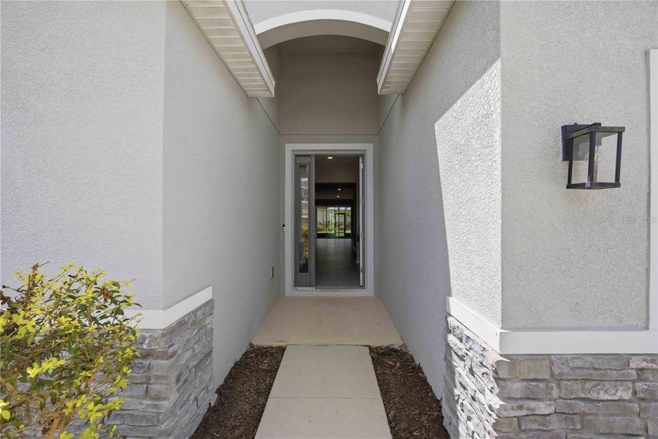 5719 Woodland Sage Dr - Photo 4 of 50