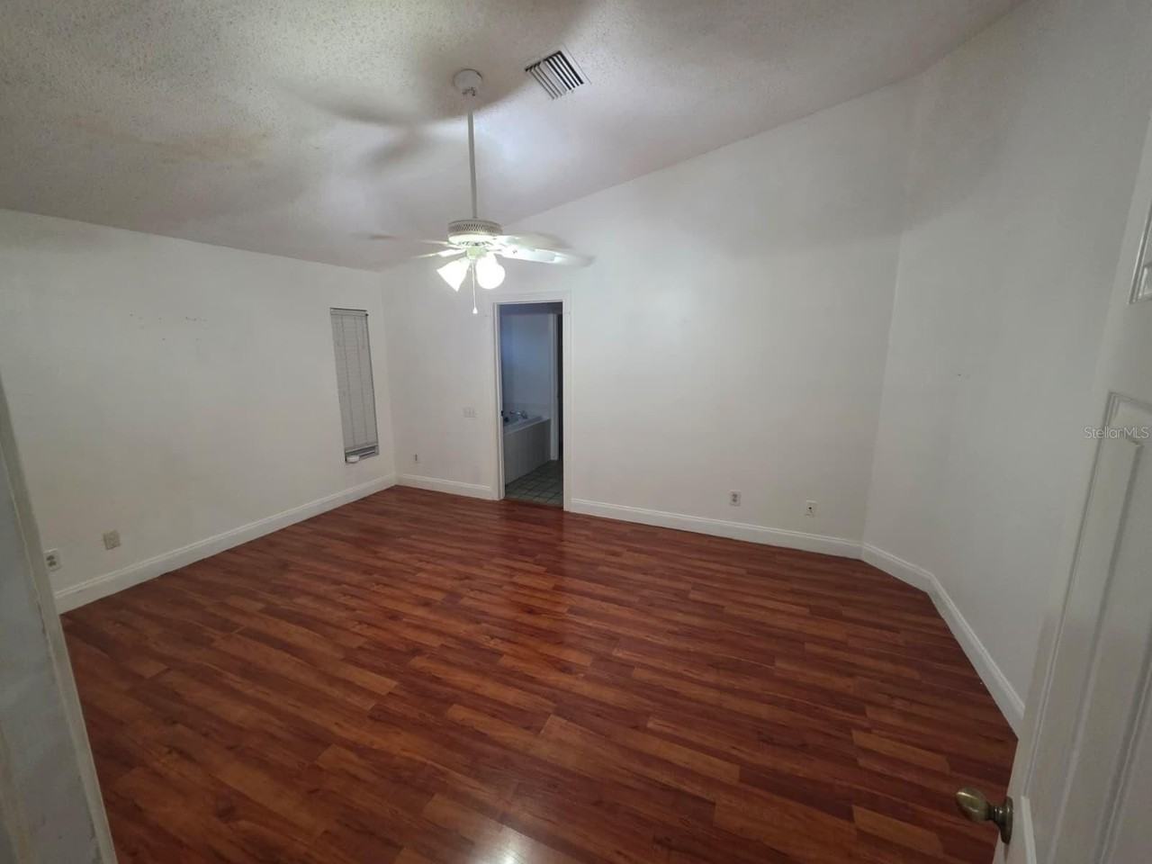 6018 Charloma Dr - Photo 6 of 21