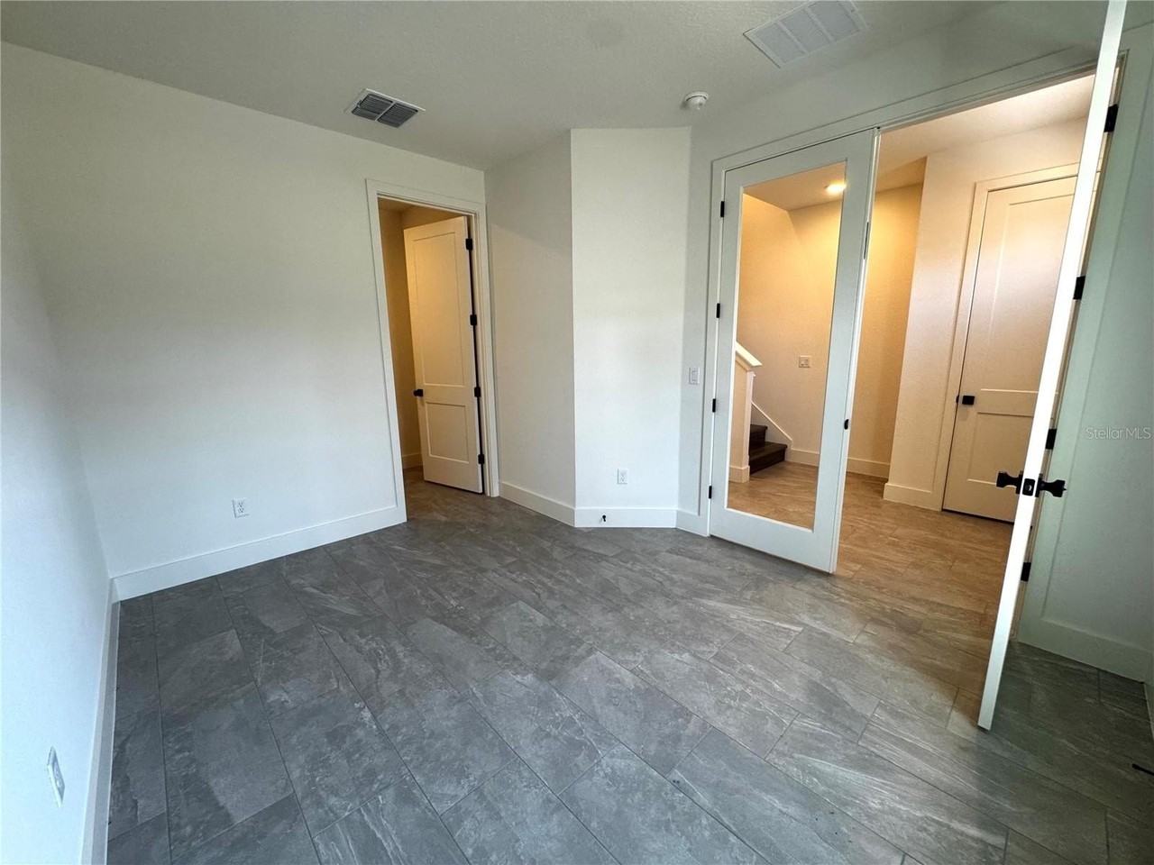 15250 Groveside Rd - Photo 3 of 15