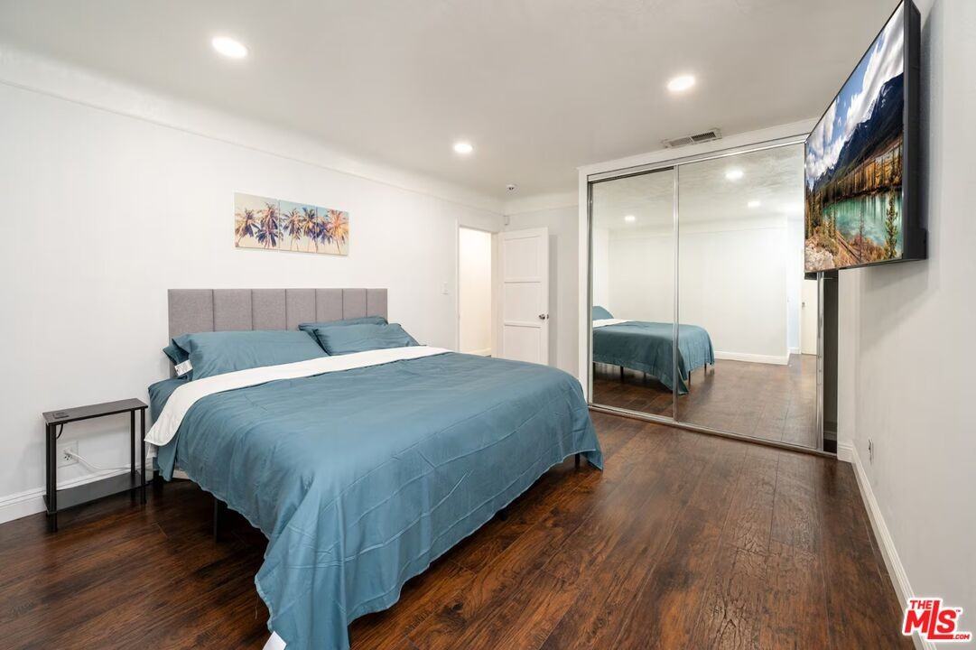 1789 S Fairfax Ave - Photo 4 of 8