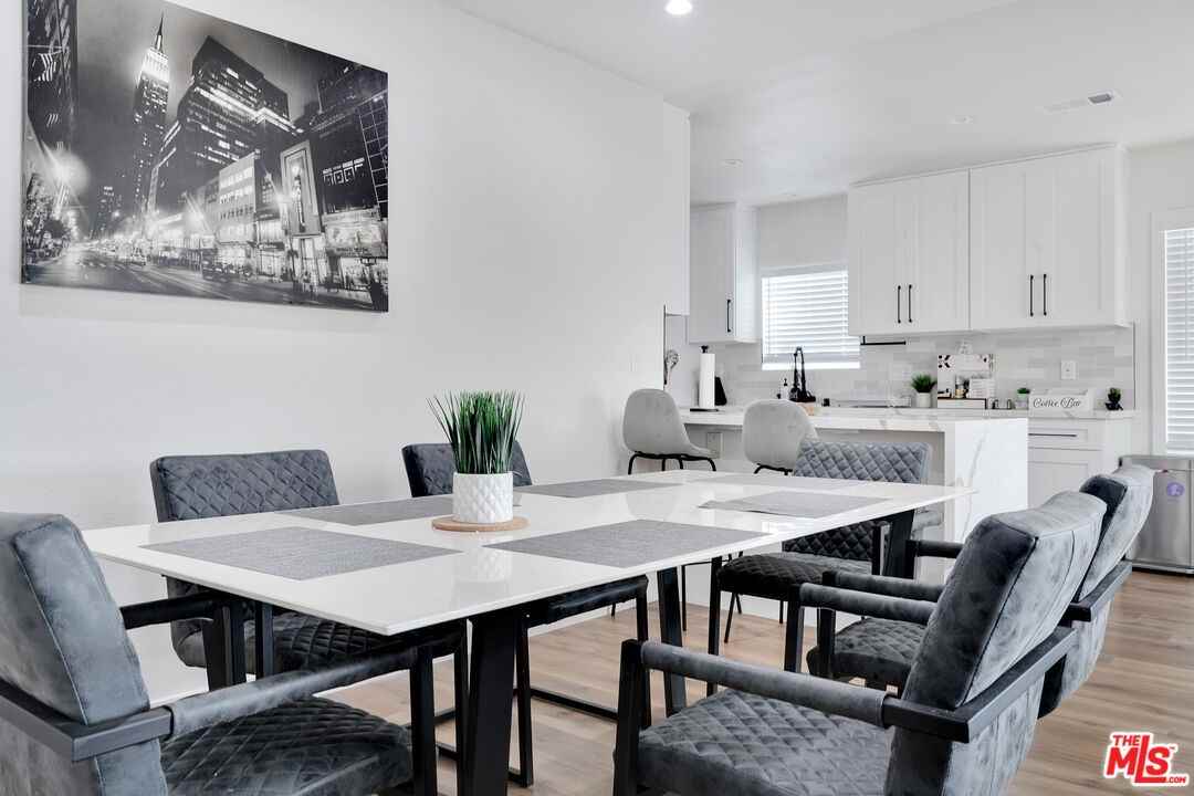 6116 S La Cienega Blvd - Photo 3 of 8