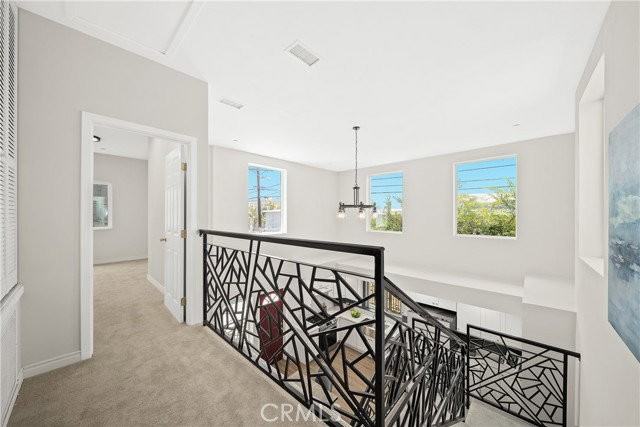 1372 Carmona Ave - Photo 2 of 8