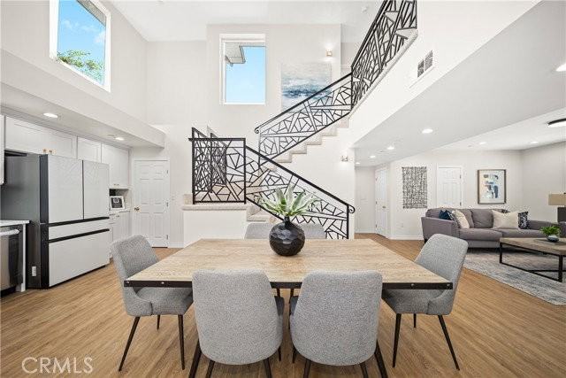 1372 Carmona Ave - Photo 6 of 8