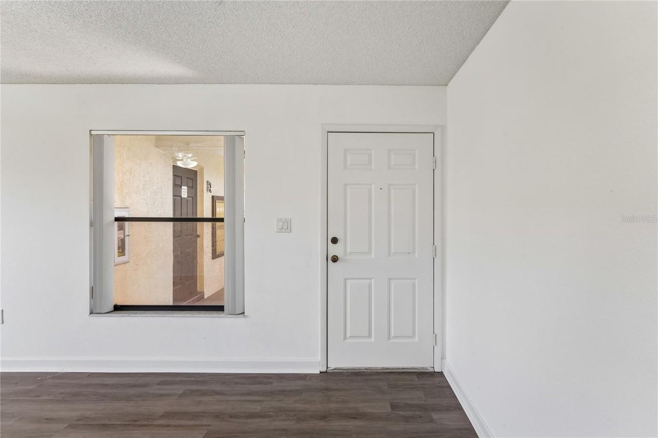 305 Hammock Pine Blvd #305 - Photo 3 of 38