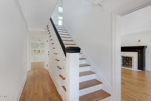 1307 Lucile Ave - Photo 6 of 8