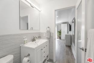 937 S Tremaine Ave - Photo 1 of 1