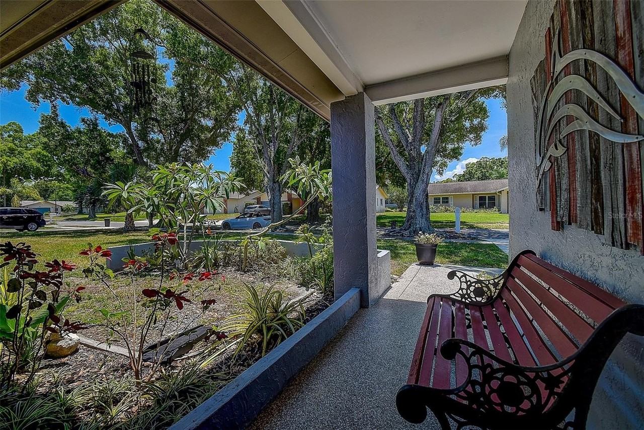 2481 Malcolm Dr - Photo 3 of 44