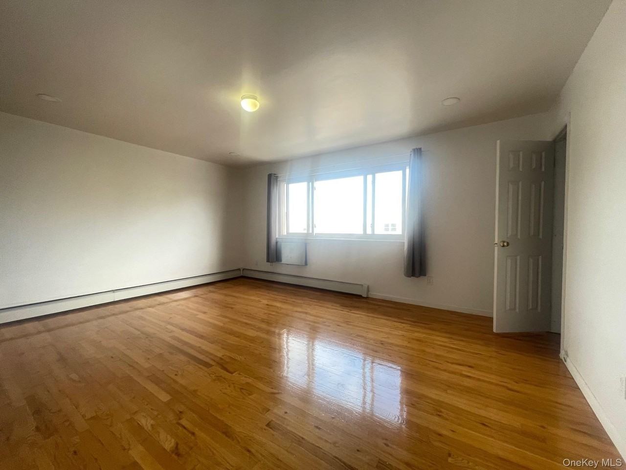 4316 223rd St #2ndFL - Photo 2 of 9