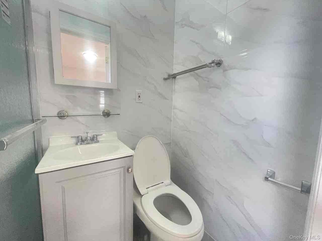 4316 223rd St #2ndFL - Photo 7 of 9
