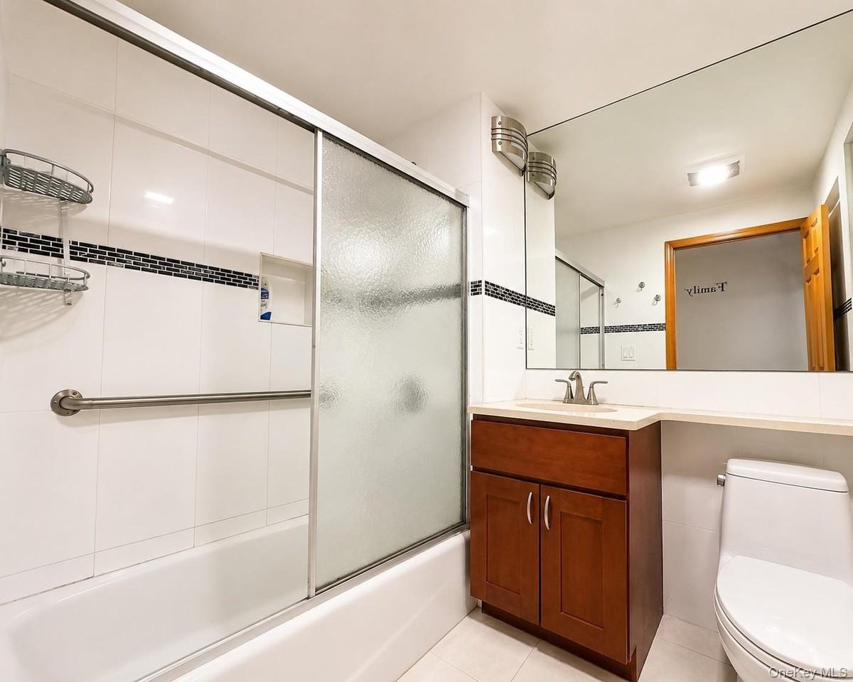 6544 Woodside Ave #1A - Photo 5 of 9