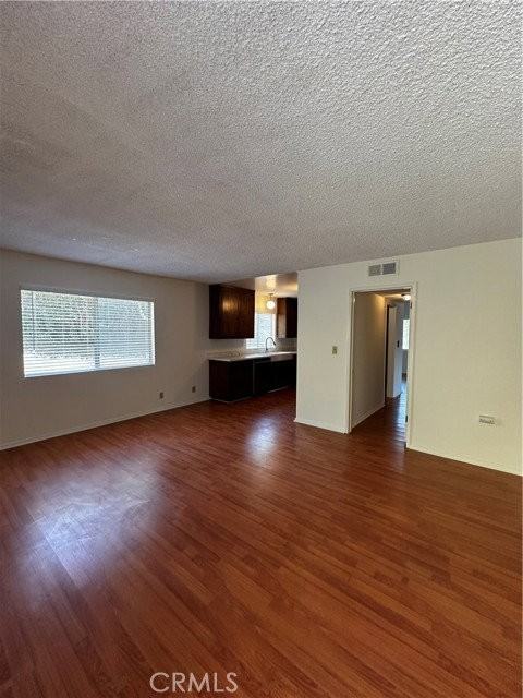 1969 Alpha St - Photo 6 of 8