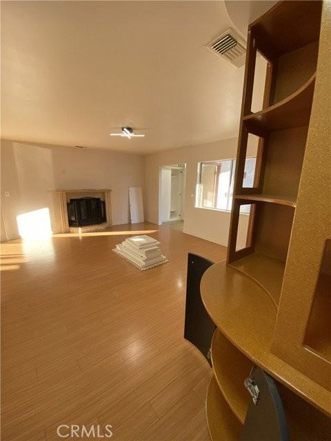 10535 Samoa Ave - Photo 2 of 8