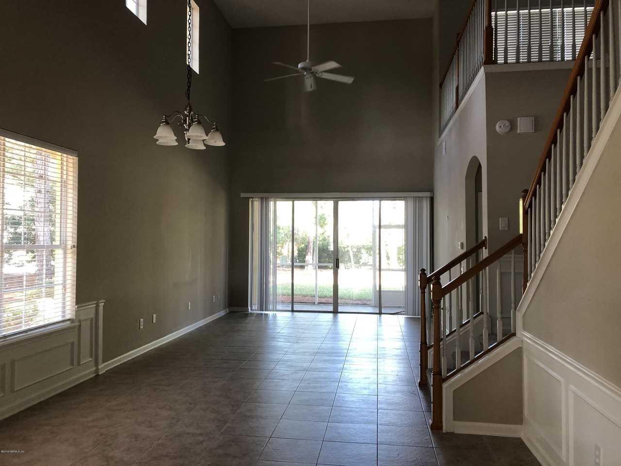 5901 Tavernier St - Photo 3 of 26