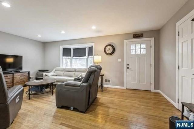 23 Asmus Rd - Photo 3 of 38