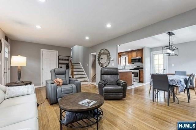 23 Asmus Rd - Photo 5 of 38