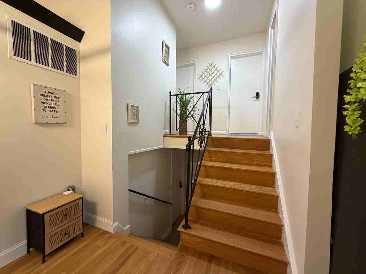 Valleywood Dr - Photo 5 of 29