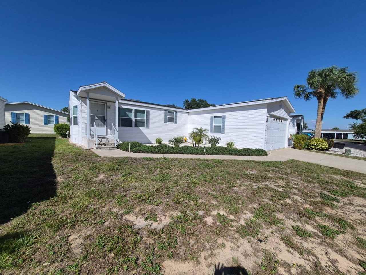 2113 Sawgrass Ln - Photo 2 of 50