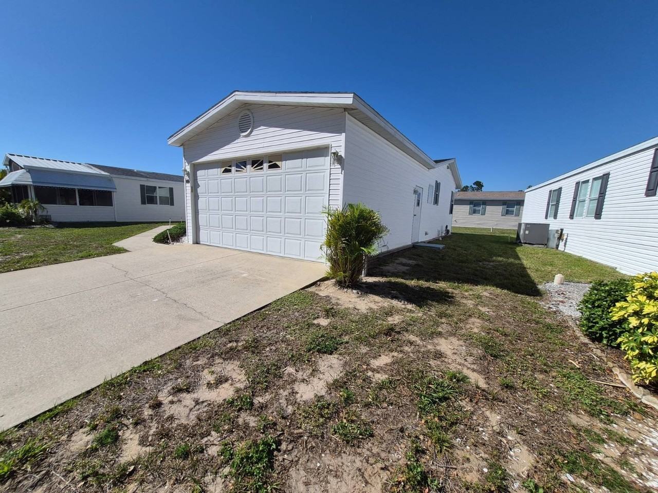 2113 Sawgrass Ln - Photo 4 of 50