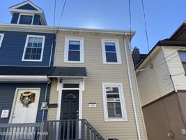 featured image of 810 Pine St