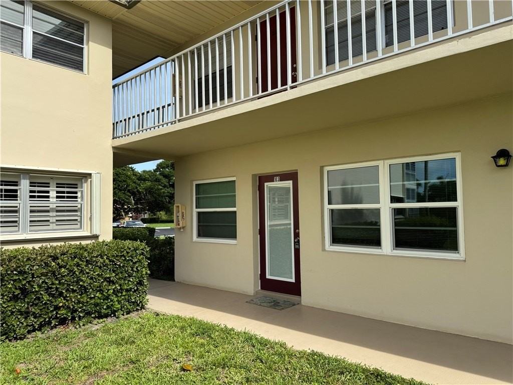 4 Vista Gardens Trl #103 - Photo 2 of 18