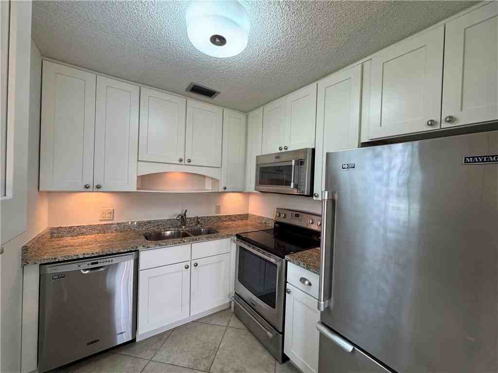 4 Vista Gardens Trl #103 - Photo 3 of 18