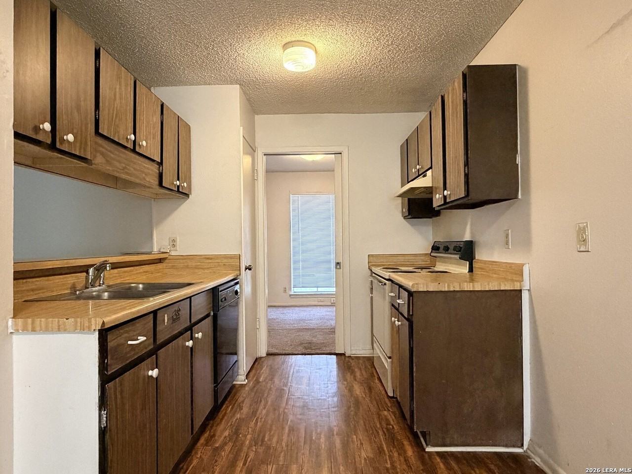 4915 Sierra Madre - Photo 4 of 23