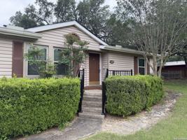 featured image of 127 Stonegate Rd