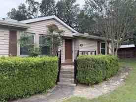 127 Stonegate Rd - Photo 1 of 1