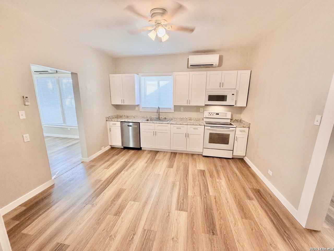 143 E Baylor - Photo 6 of 11