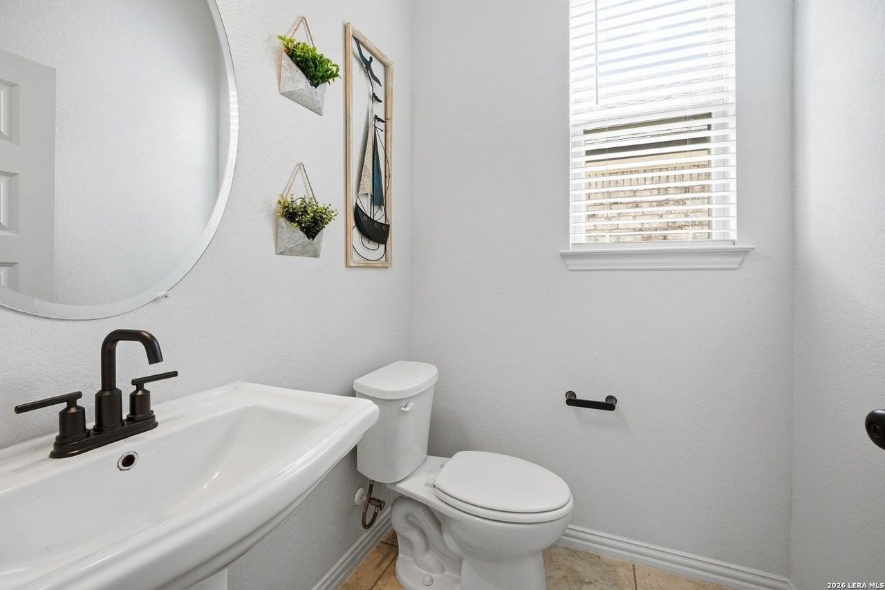 12901 Stanford Dr - Photo 4 of 18