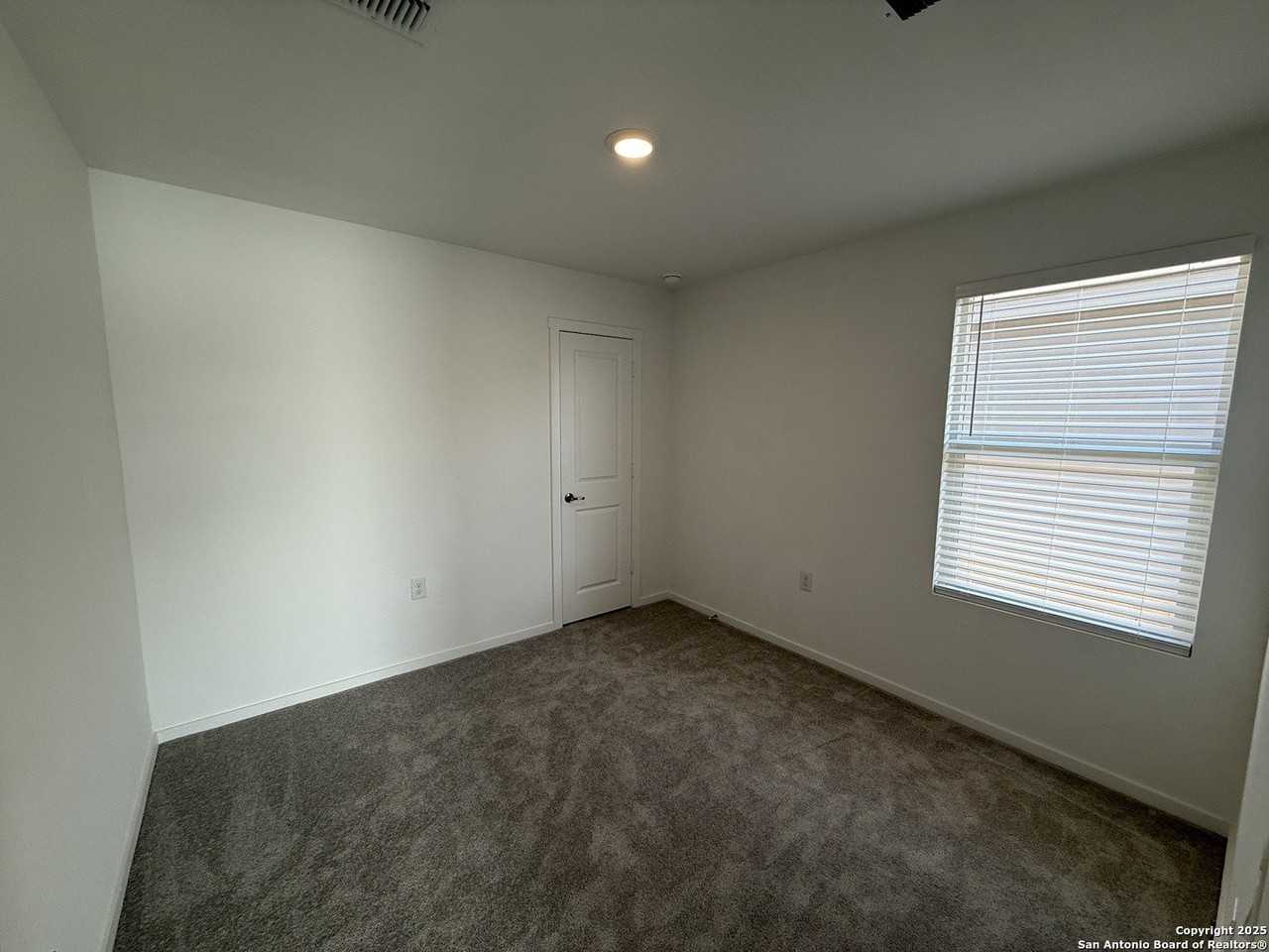 4039 Imogene Ivy - Photo 7 of 8
