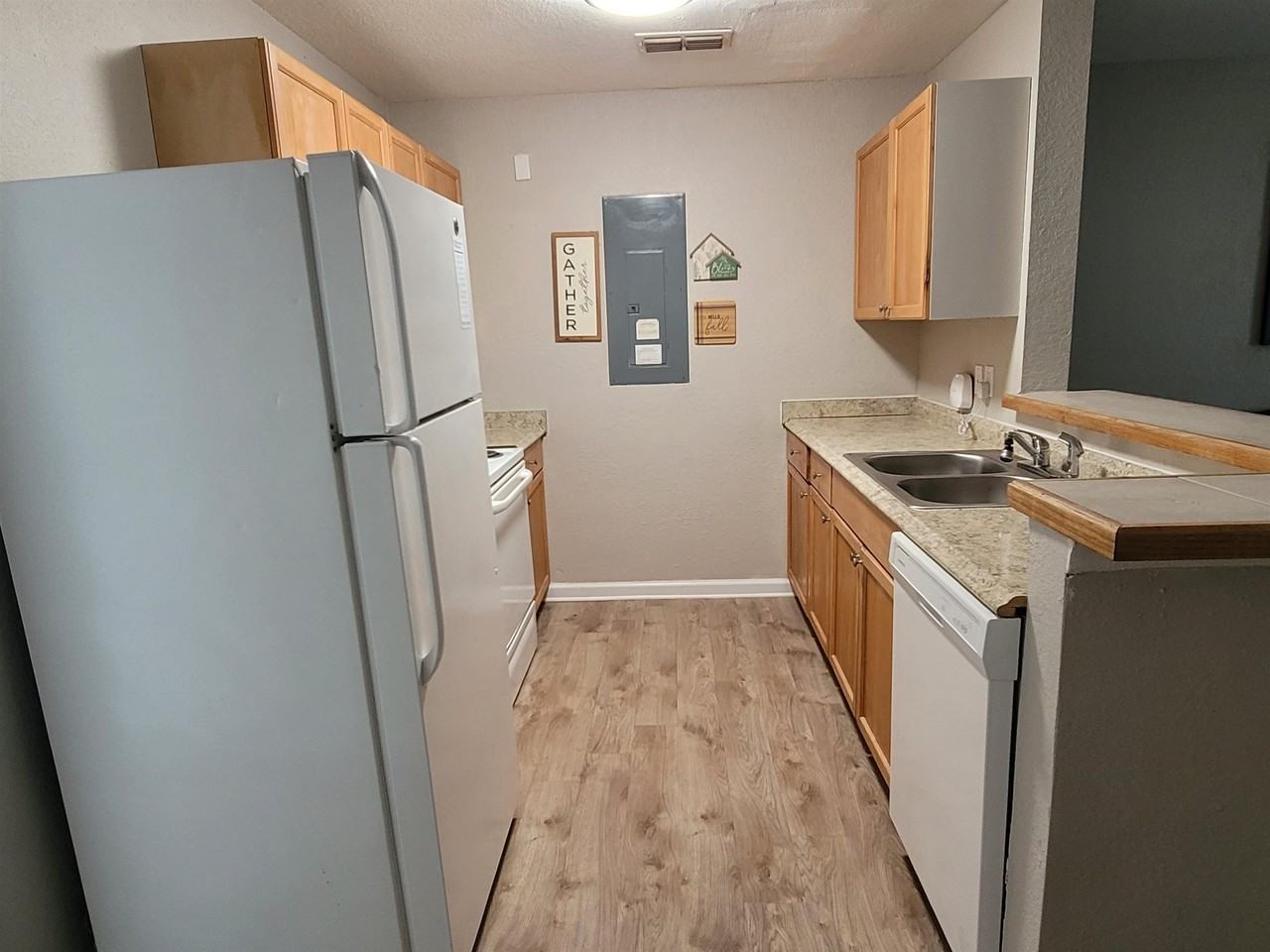1329 Nylic St - Photo 5 of 12